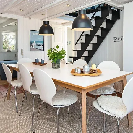 Three-bedroom In Hemmet 90 Falen