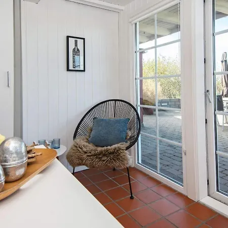 Three-bedroom In Hemmet 90 호텔 3*