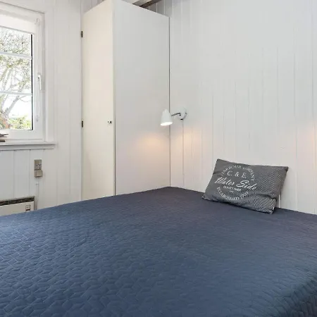 Three-bedroom In Hemmet 90 3*